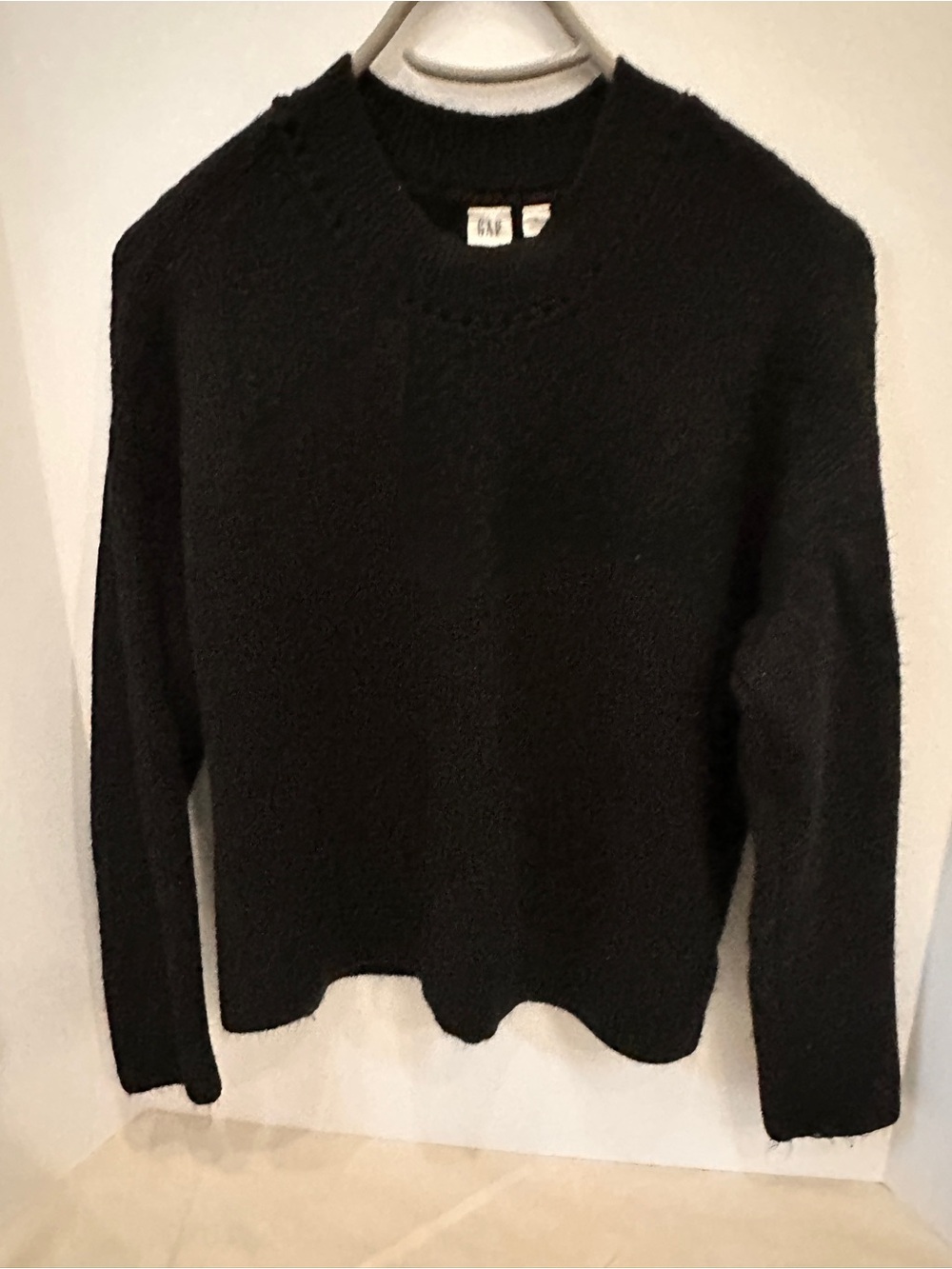 GAP Black Crewneck Women's Sweater